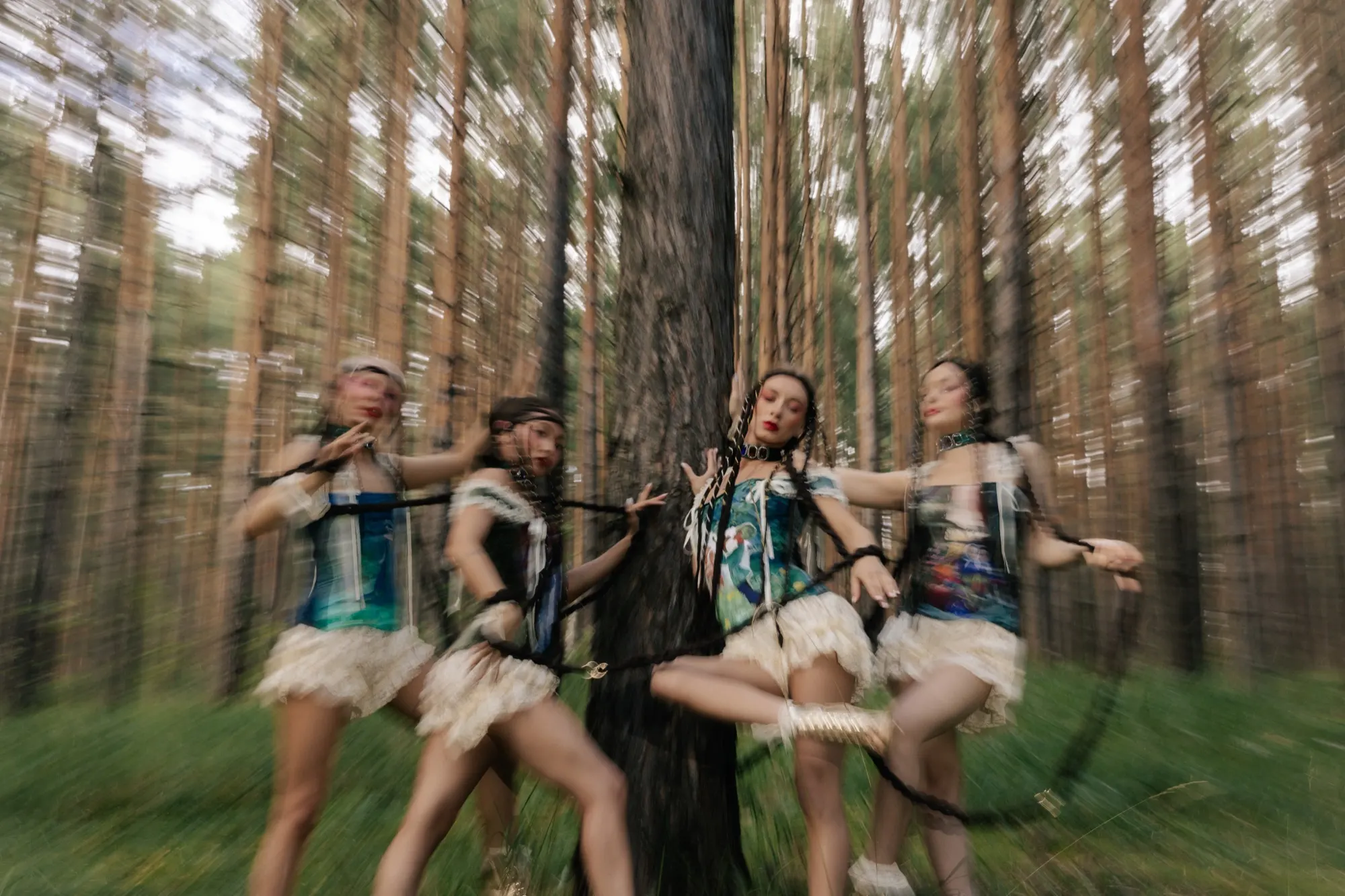 Красны девицы